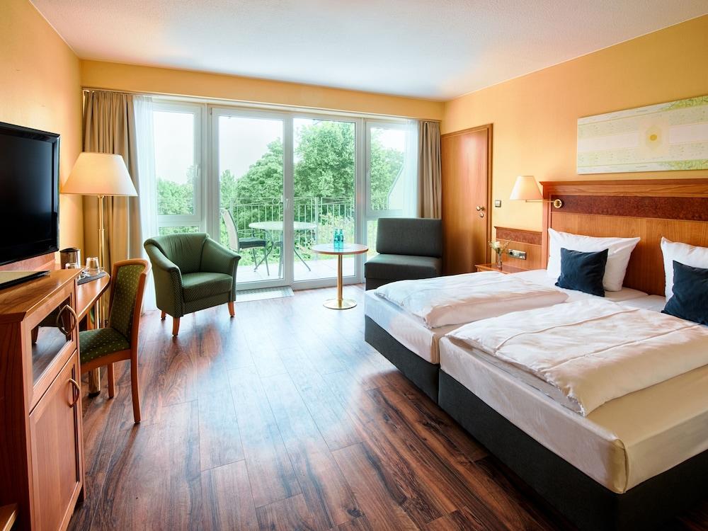Achat Hotel Bad Dürkheim Buitenkant foto